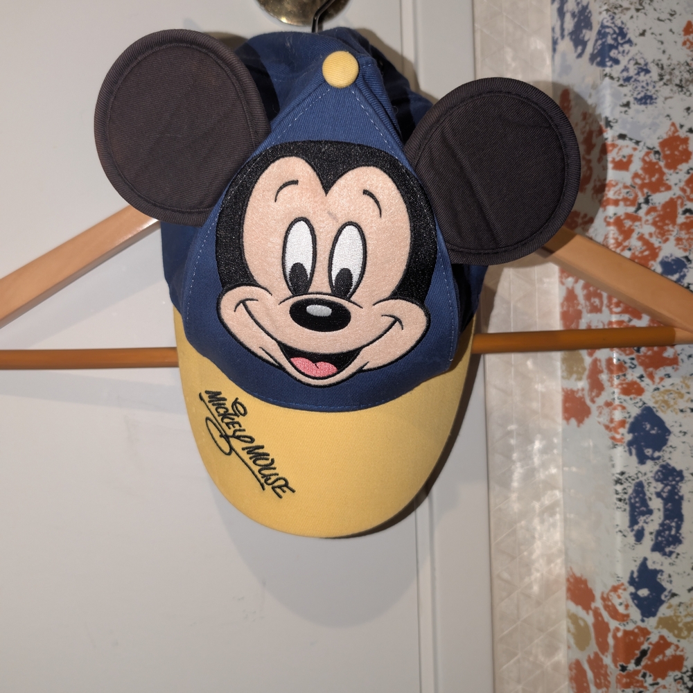 Disney Mickey Mouse Hat
